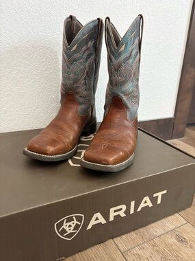 Ariat Delilah Spiced Cider with Teal River Embroidery Women's Boots